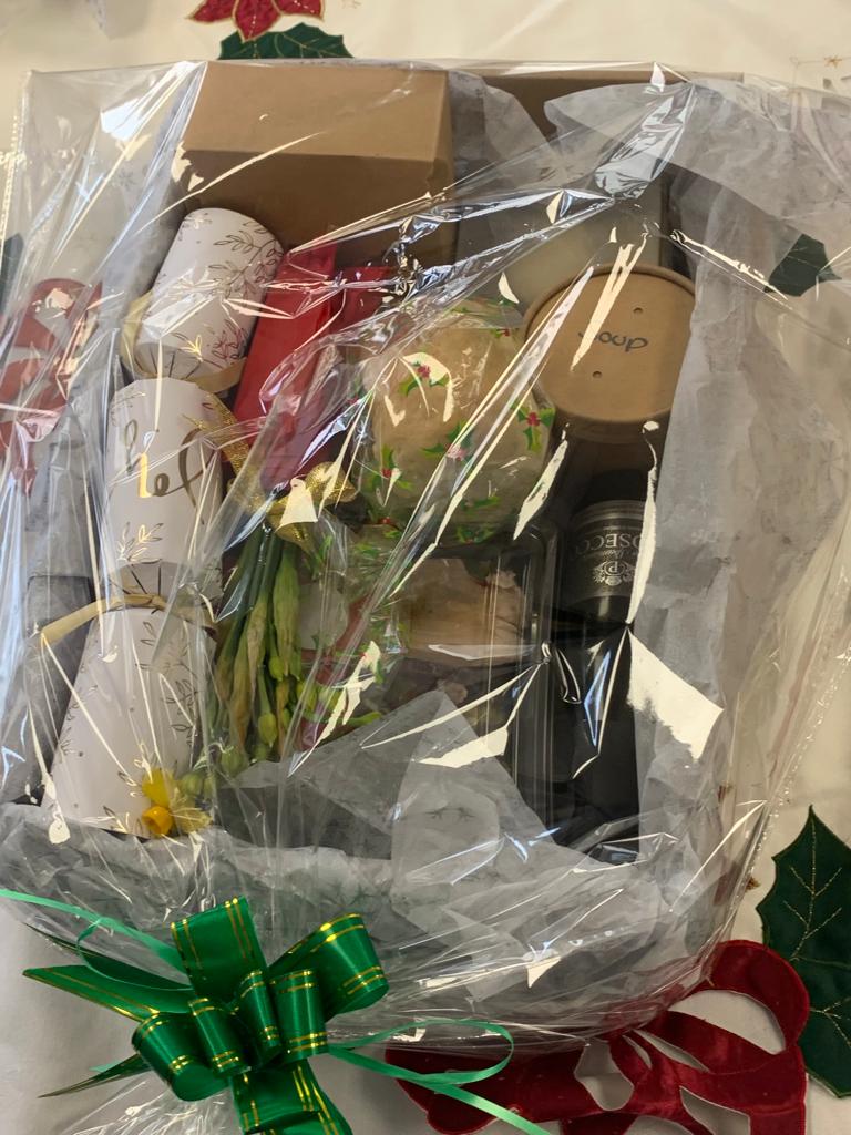 Image of Christmas lunch from Park House packaged for delivery